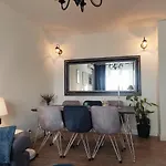 Lovely M&r Apartamento Split