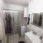 Lovely M&r Apartment Split